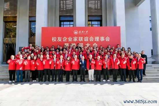 图片来自泰康保障、嘉泰先生